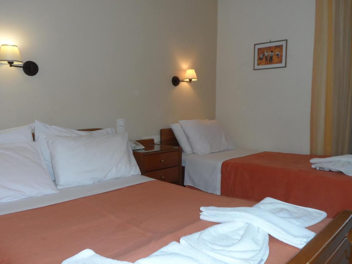 Hotel Prigipikon Suites And Sofites Loutra Ipatis Eksteriør bilde